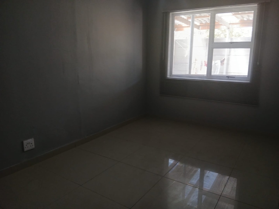 To Let 2 Bedroom Property for Rent in Parow Valley Western Cape